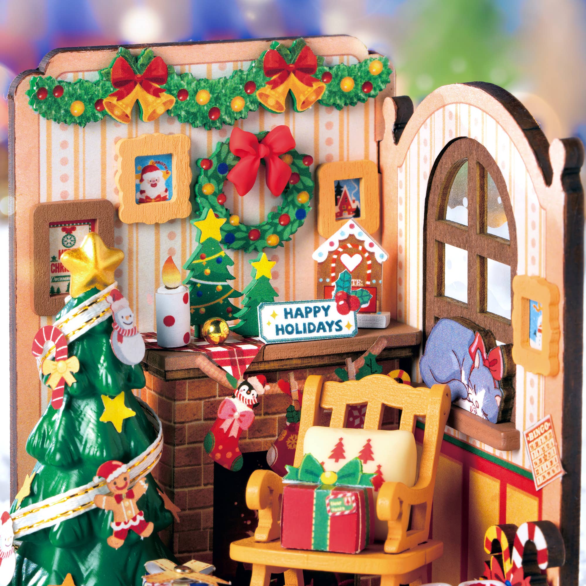 DIY Miniature House Kit: Christmas Fireplace