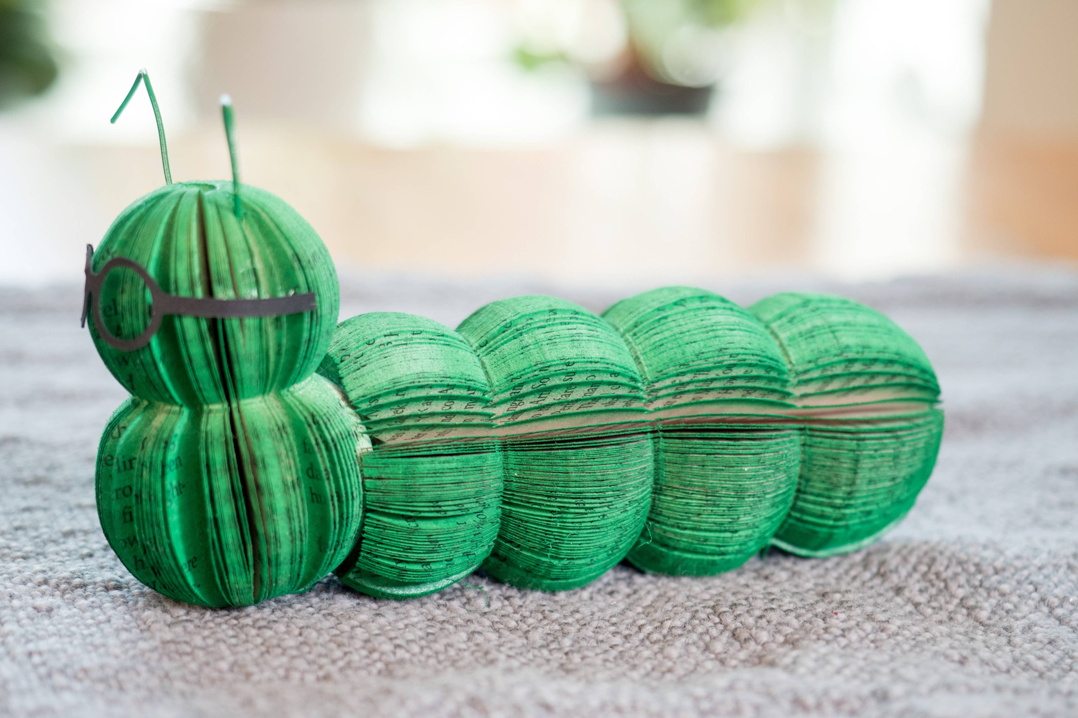 Bookworm Paper Decor