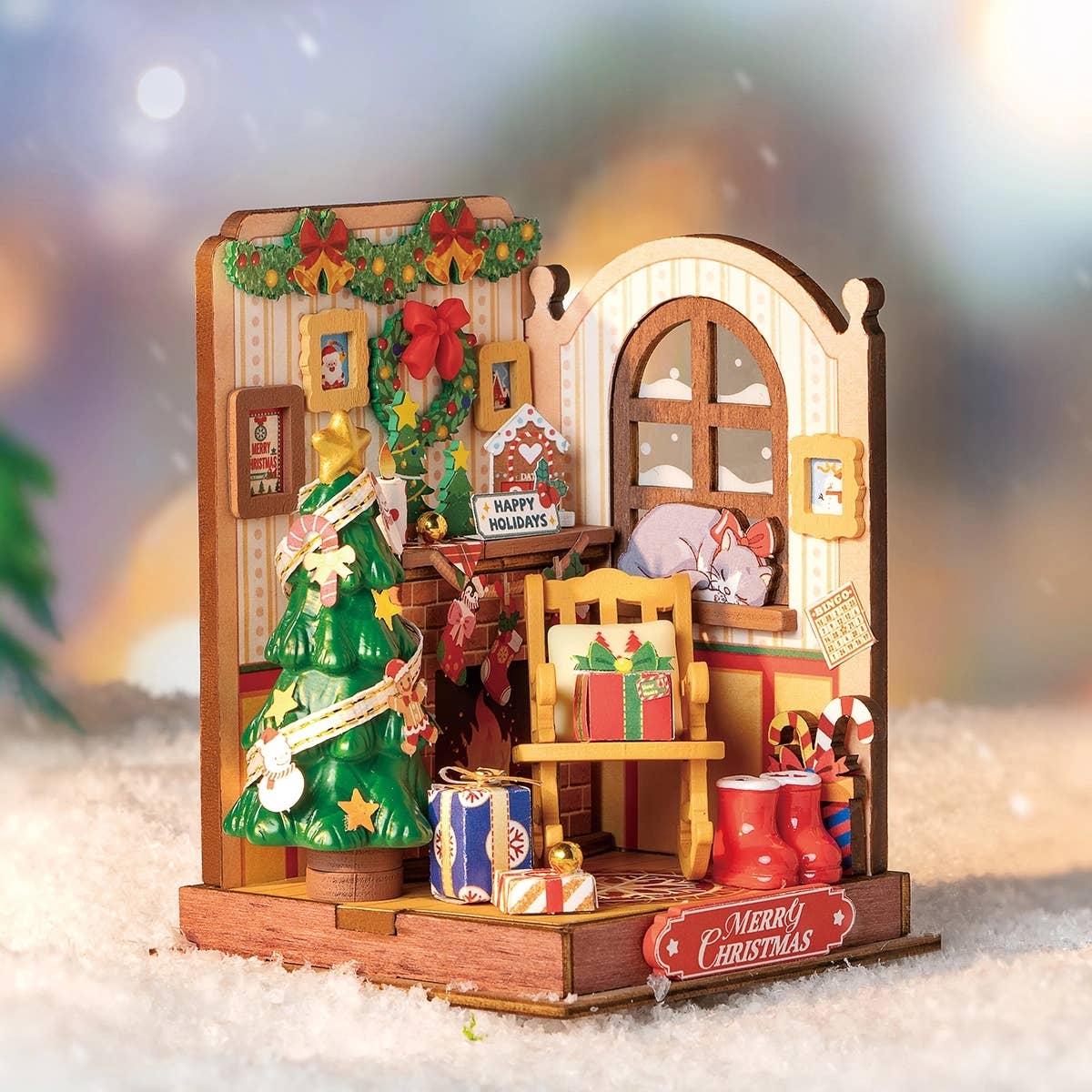 DIY Miniature House Kit: Christmas Fireplace