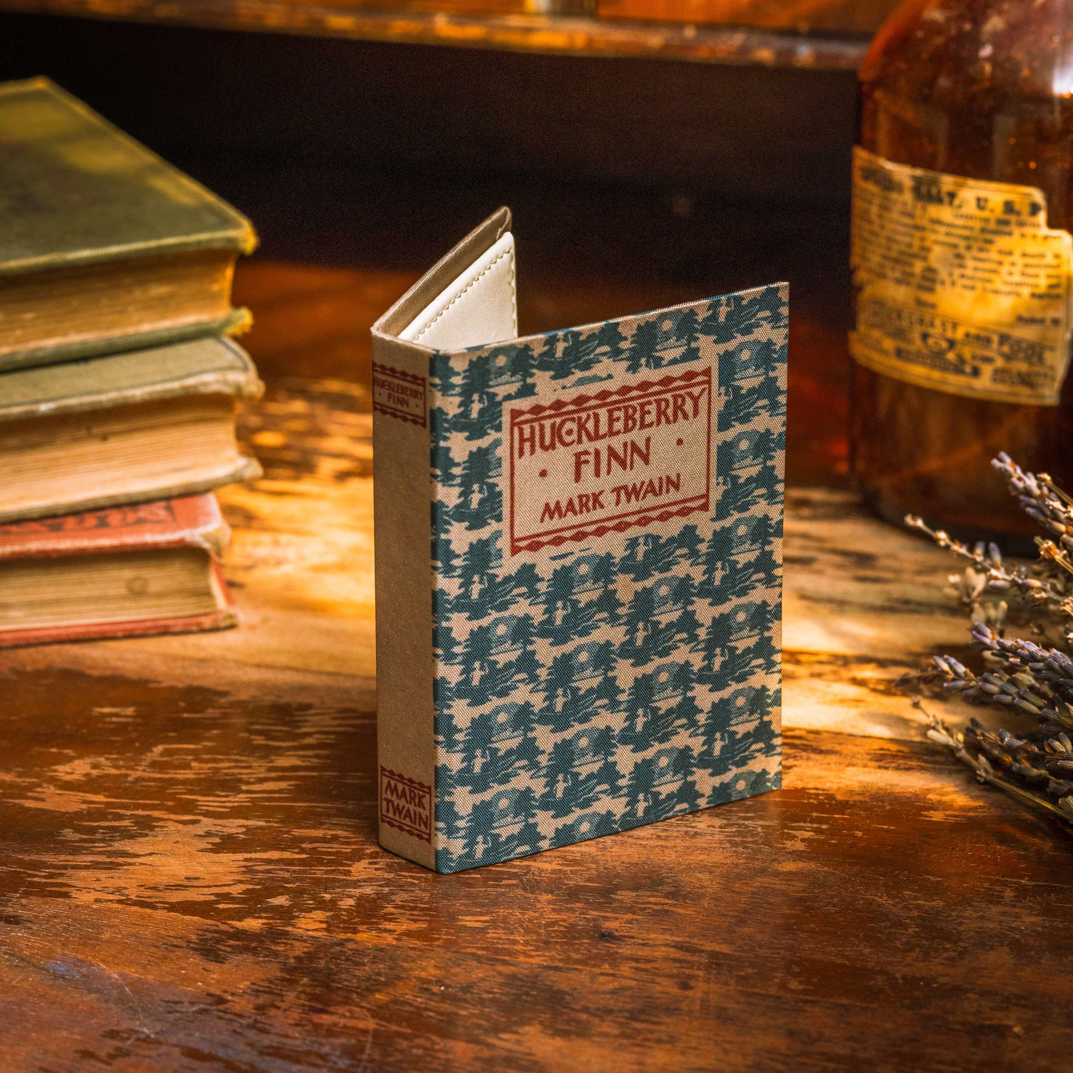 Huckleberry Finn by Mark Twain 1884 Book Wallet