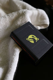 Hitchhikers Guide to the Galaxy 2005 Book Wallet