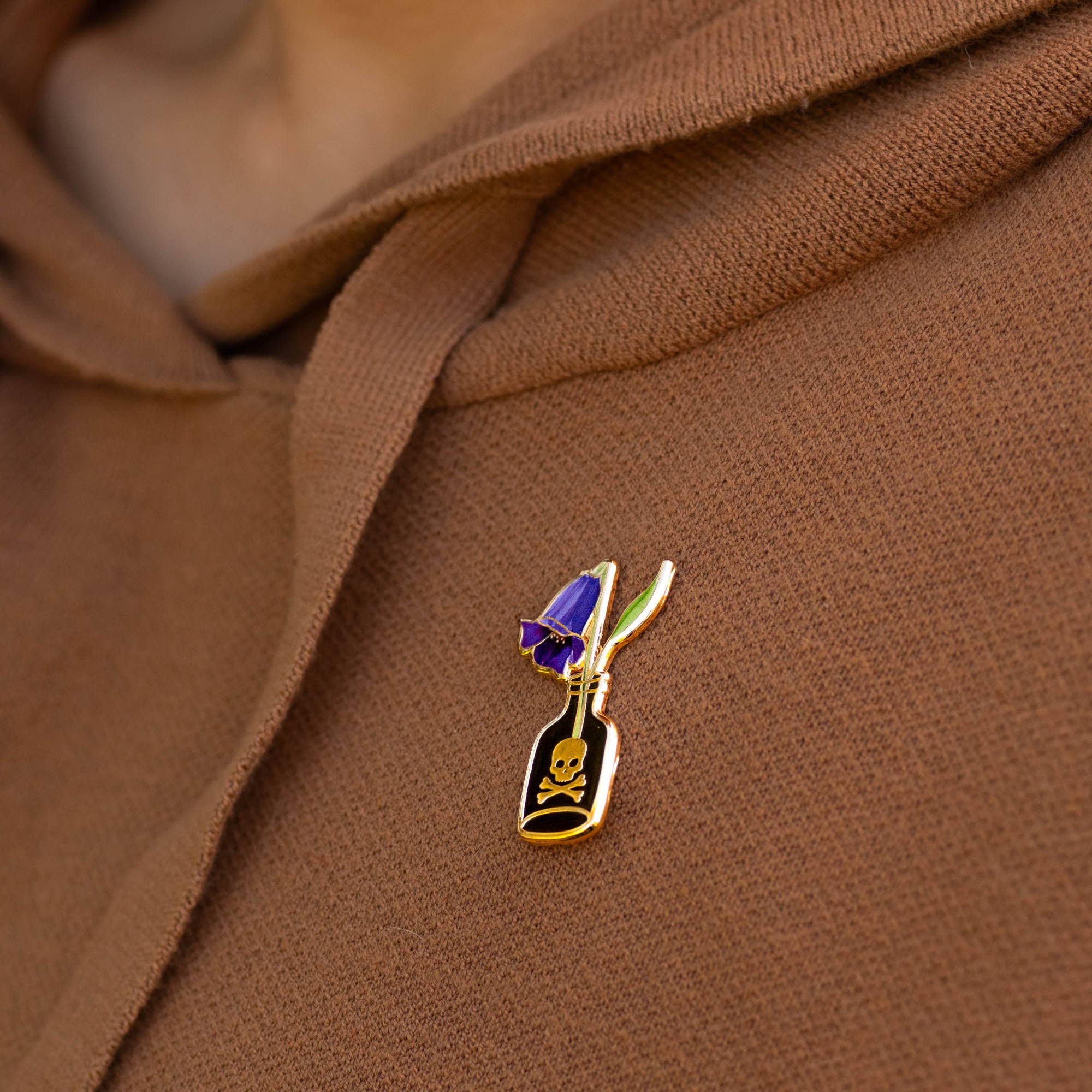 Belladonna Pin