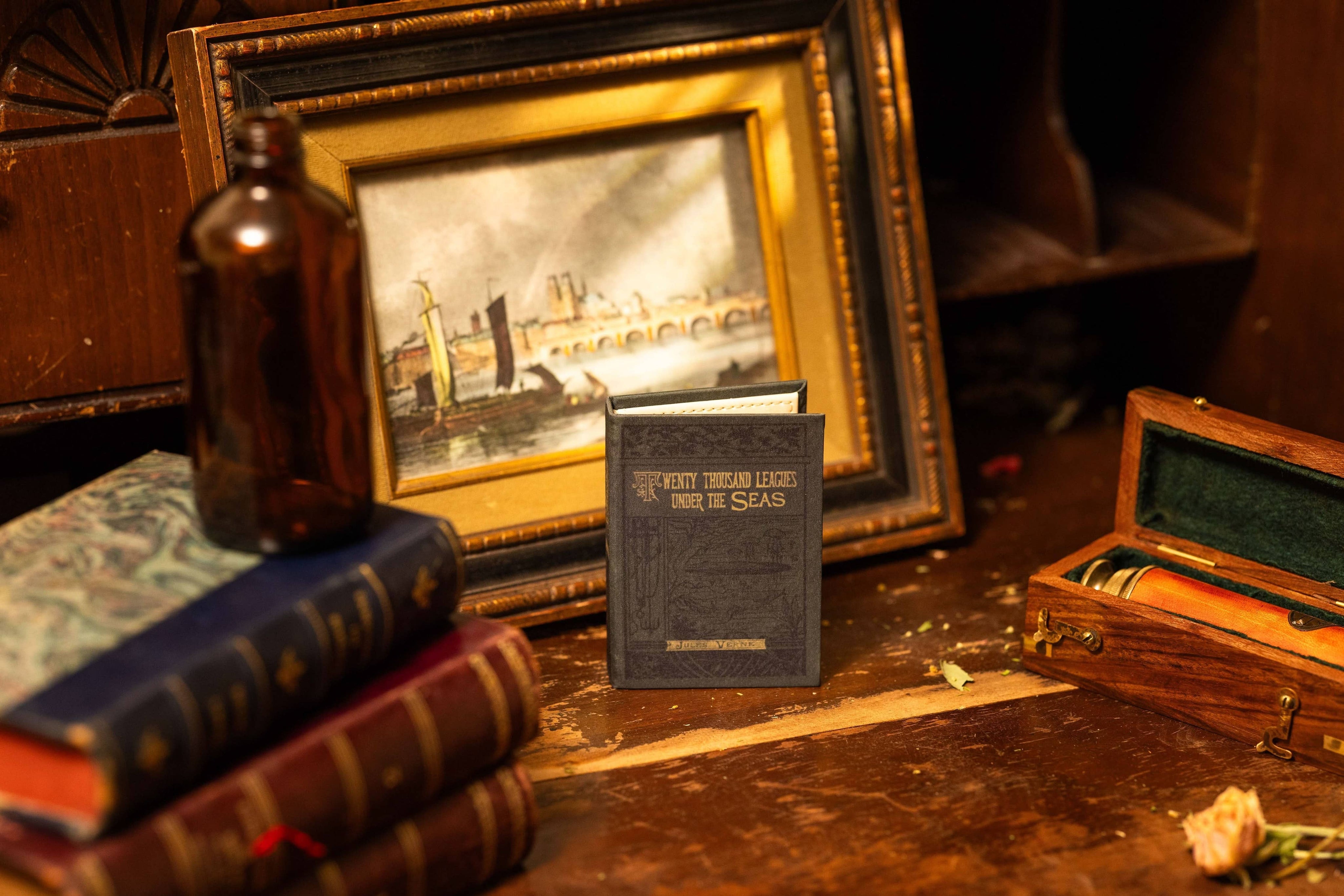Twenty Thousand Leagues Under the Seas by Jules Verne 1870  Book Wallet